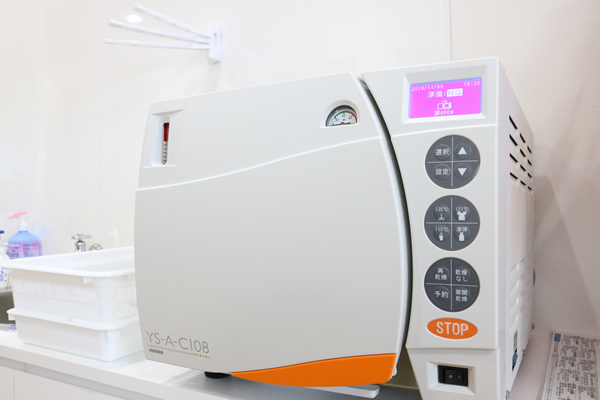 オートクレーブ（高圧滅菌器）｜耳鼻咽喉科さがわクリニック｜京都市西京区新林センター前にある耳鼻咽喉科